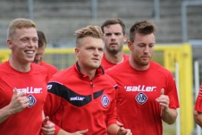 kaiyun登录入口-NBA球队高节奏比赛策略对球员伤病率影响分析，nba比赛节奏的音乐